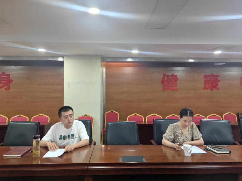 市富联娱乐公司开展庆“八一”慰问座谈会